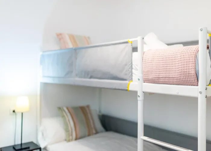 Moderno Alojamiento, Catedral *